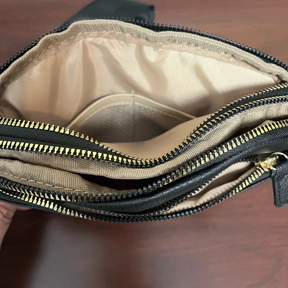 Black Crossbody/ Belt Bag Bag with Textured Leather Finish - Picture 3 of 4